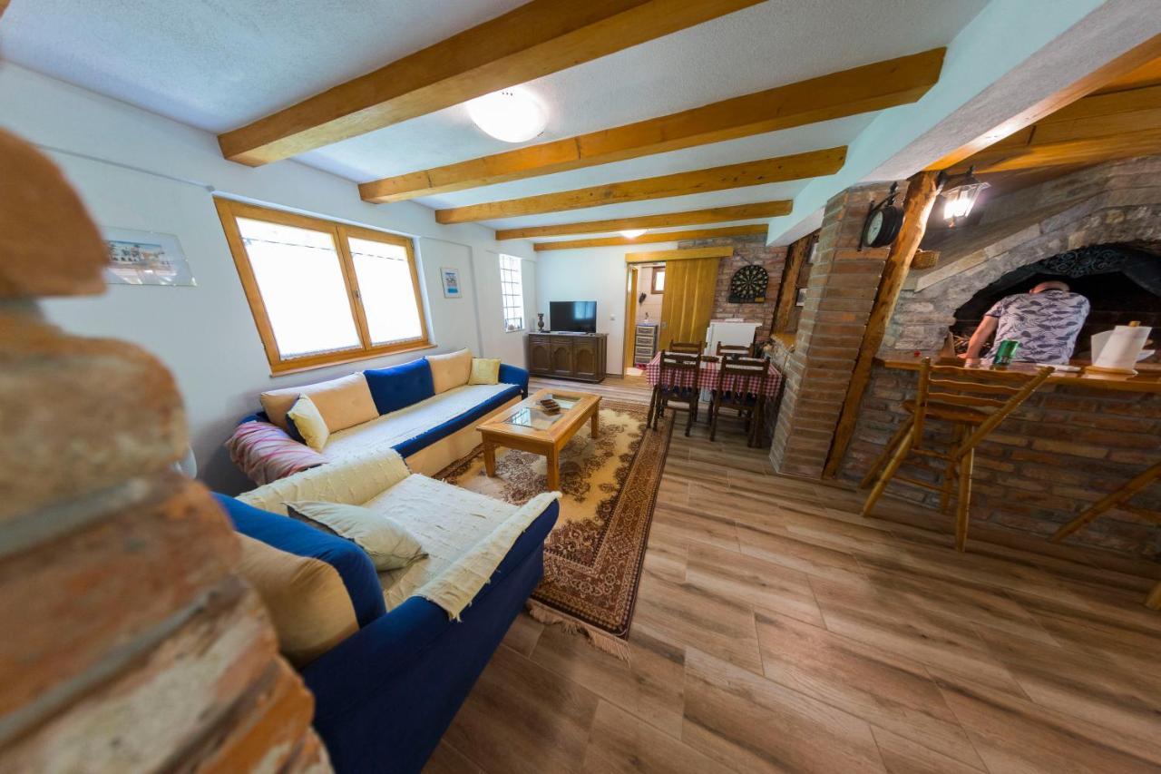 Apartment Green Lagoon Bihac Luaran gambar